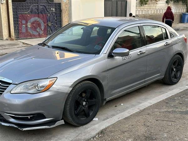 کرایسلەر 200 2014 بۆ فرۆشتن لە عێراق - بەغداد